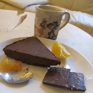 Torta-Senza-Glutine-Senza-Zucchero-al-Cioccolato-con-Ceci